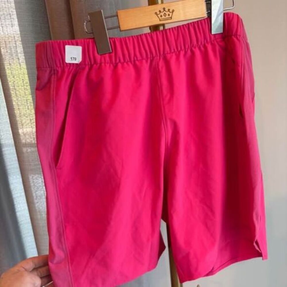 Men's OUTDOOR VOICES -Small  Hot pink - 7' WARMUP SHORTS